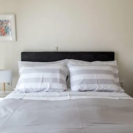 The Modern Suite Thessaloniki Exterior photo